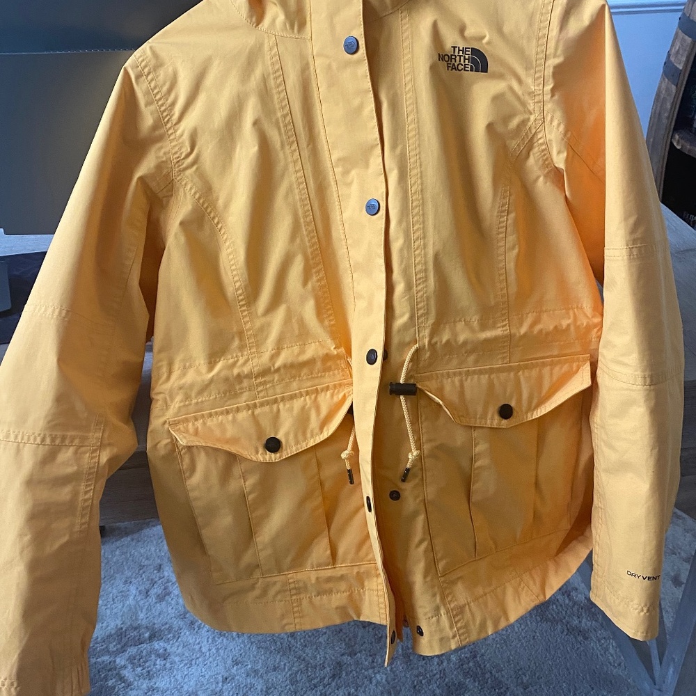 Womens north face rain coat - Picture 1 of 2